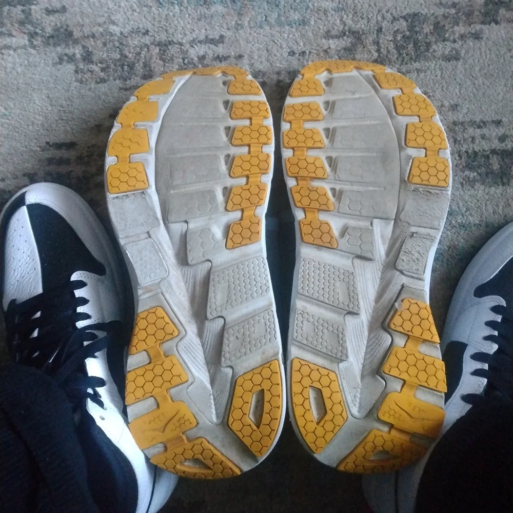 Hoka One One